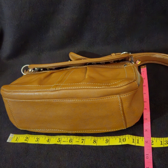 Tignanello Dark Tan Leather Shoulder Bag - Picture 5 of 8